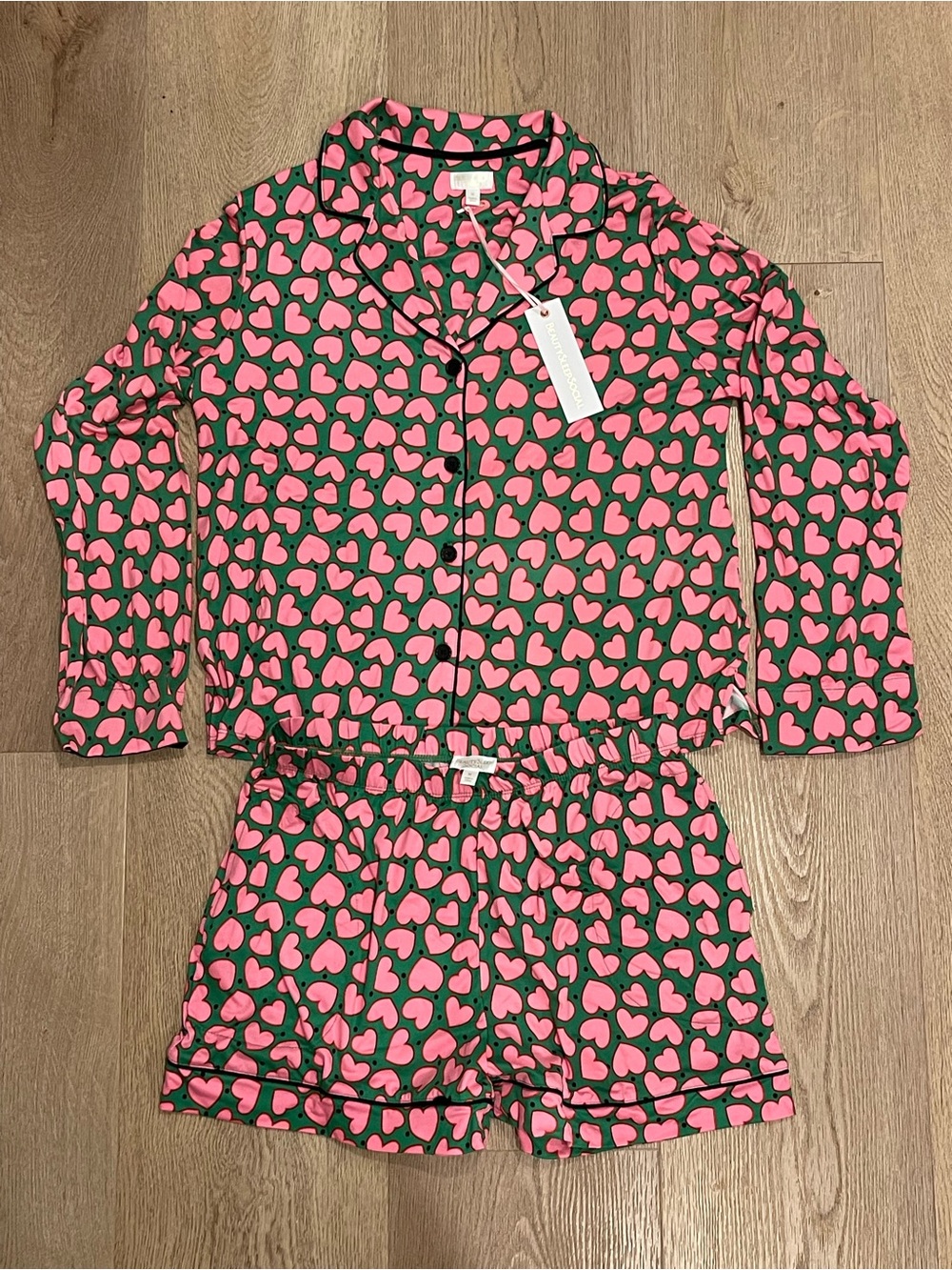 Women’s Heart-Print Pink & Green Pajama Set - Long Sleeve Top & Shorts